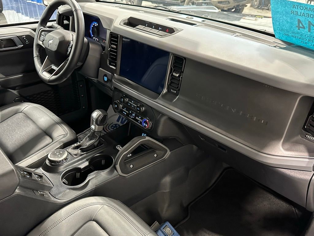 Used 2024 Ford Bronco Big Bend image 33