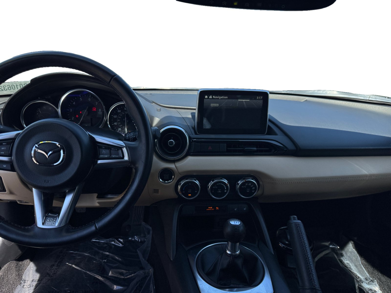 Used 2016 MAZDA MX-5 Miata Grand Touring RWD image 10