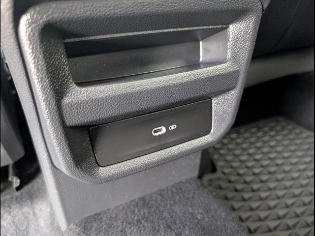 Certified 2022 Volkswagen Taos SE image 22
