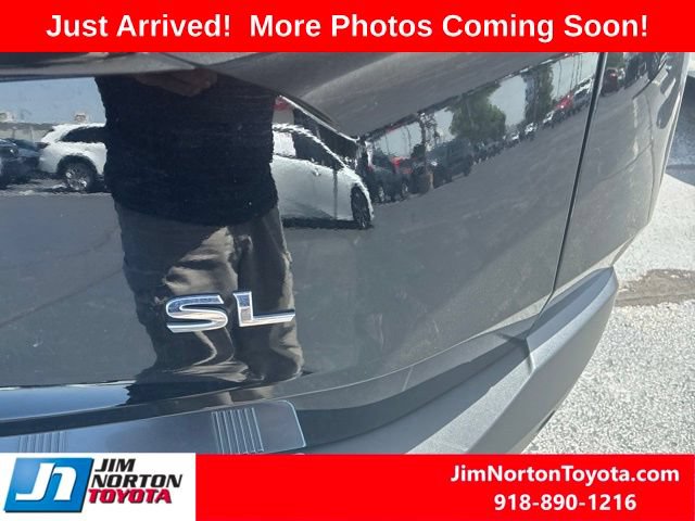Used 2023 Nissan Rogue SL w/ SL Premium Package FWD image 7