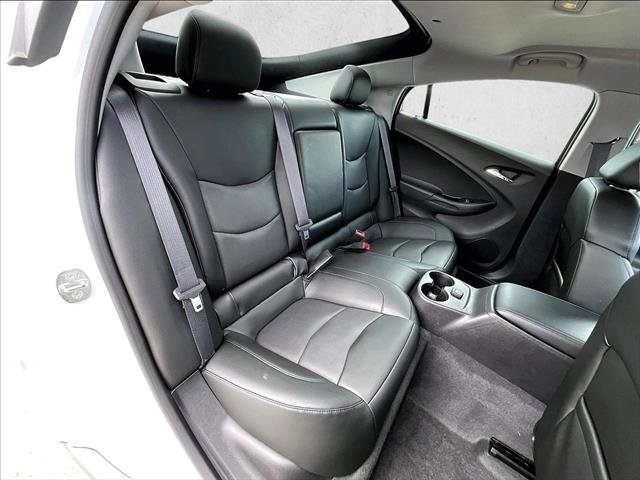 Used 2017 Chevrolet Volt LT w/ Comfort Package FWD image 29