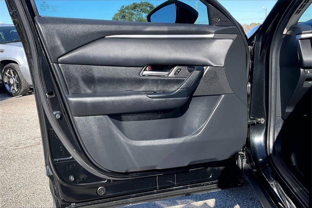 Used 2023 MAZDA CX-50 2.5 S w/ Cargo Package image 17