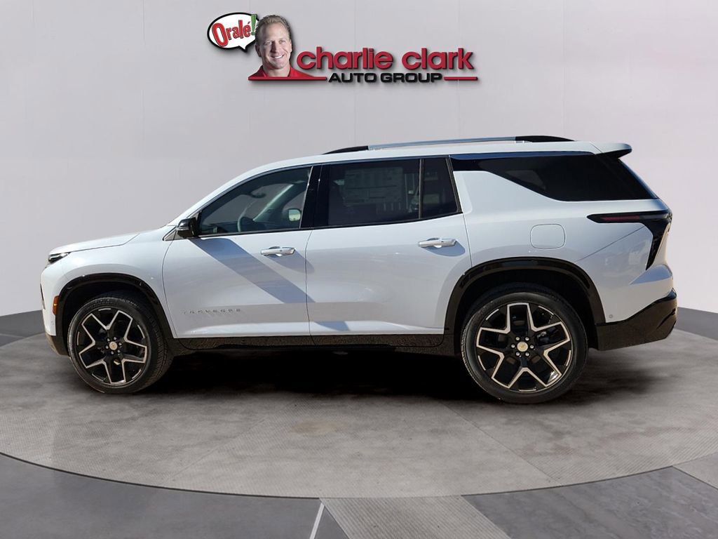 New 2026 Chevrolet Traverse High Country FWD image 2