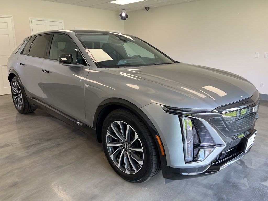 Certified 2024 Cadillac Lyriq Sport AWD/4WD image 1