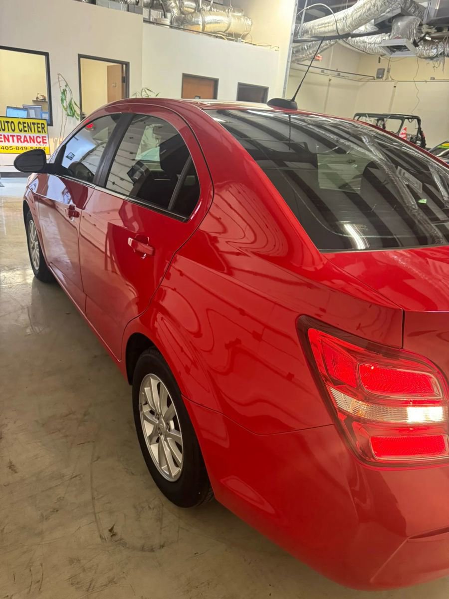 Used 2019 Chevrolet Sonic LT FWD image 2