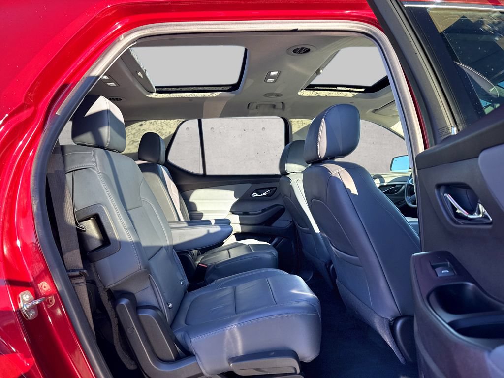 Used 2020 Chevrolet Traverse Premier FWD image 8