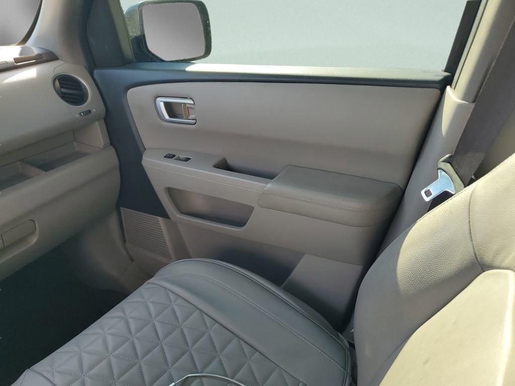 Used 2015 Honda Pilot EX-L image 16
