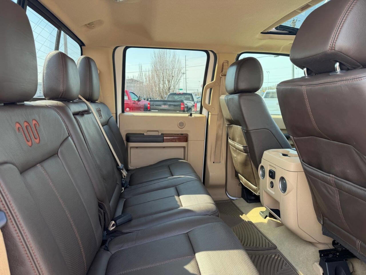 Used 2015 Ford F250 King Ranch w/ FX4 Off-Road Package image 40