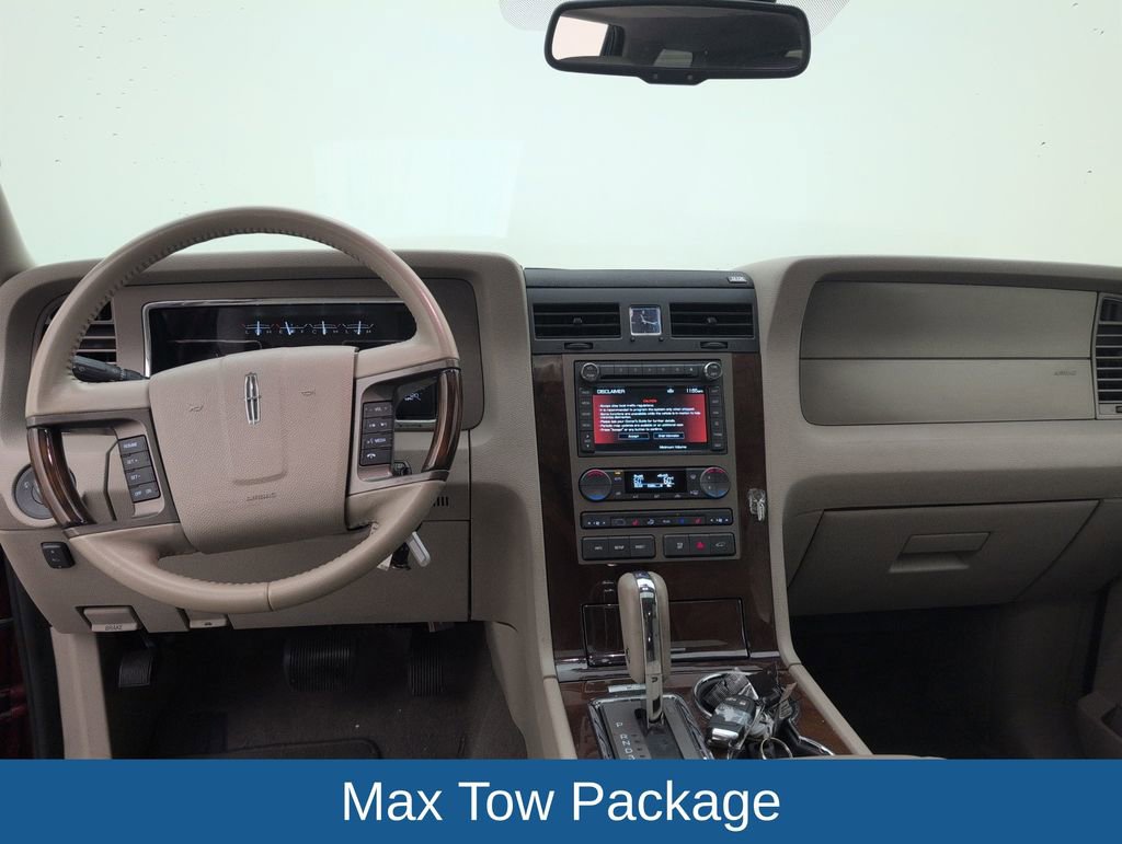 Used 2014 Lincoln Navigator 2WD image 7