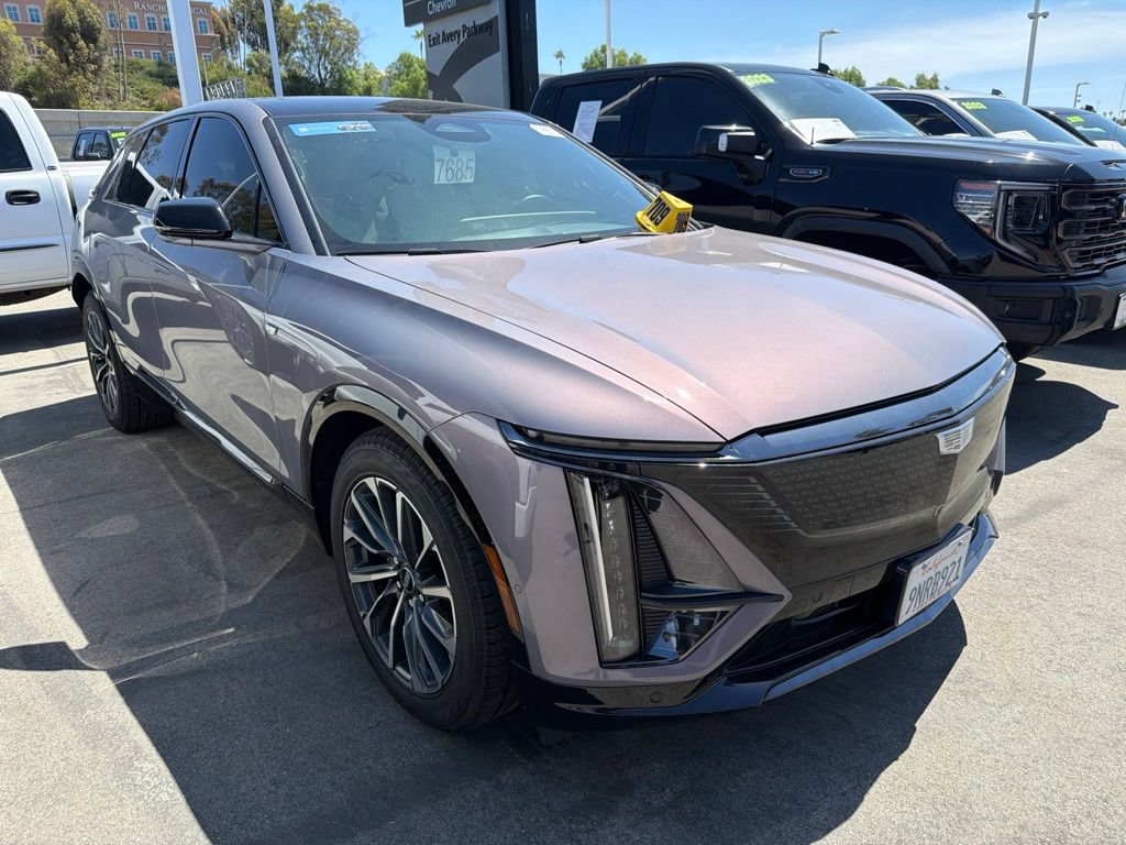 Used 2024 Cadillac Lyriq Sport RWD image 10