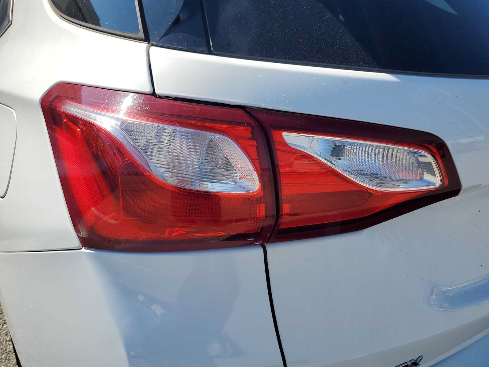 Used 2018 Chevrolet Equinox LT AWD/4WD image 5