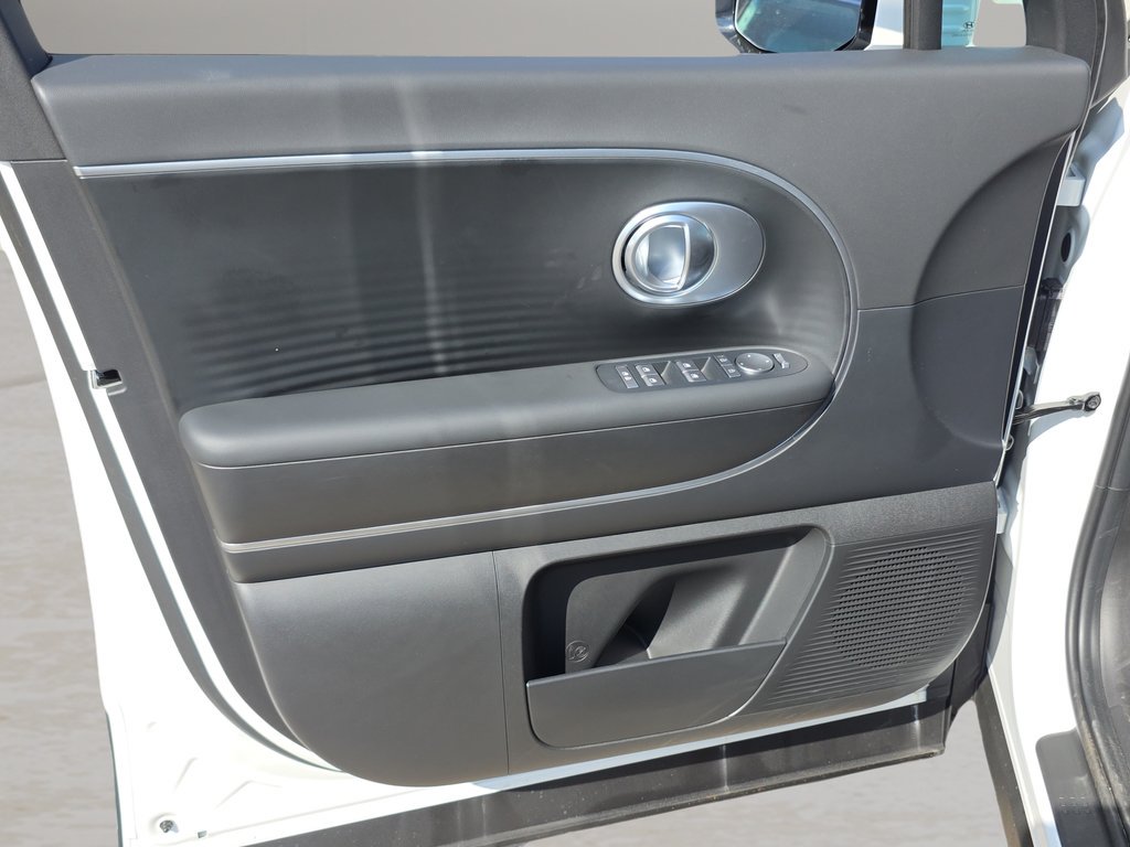 New 2026 Hyundai Ioniq 9 SE AWD/4WD image 19