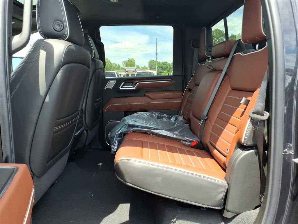 New 2026 GMC Sierra 2500 Denali Ultimate w/ Max Trailering Package AWD/4WD image 15