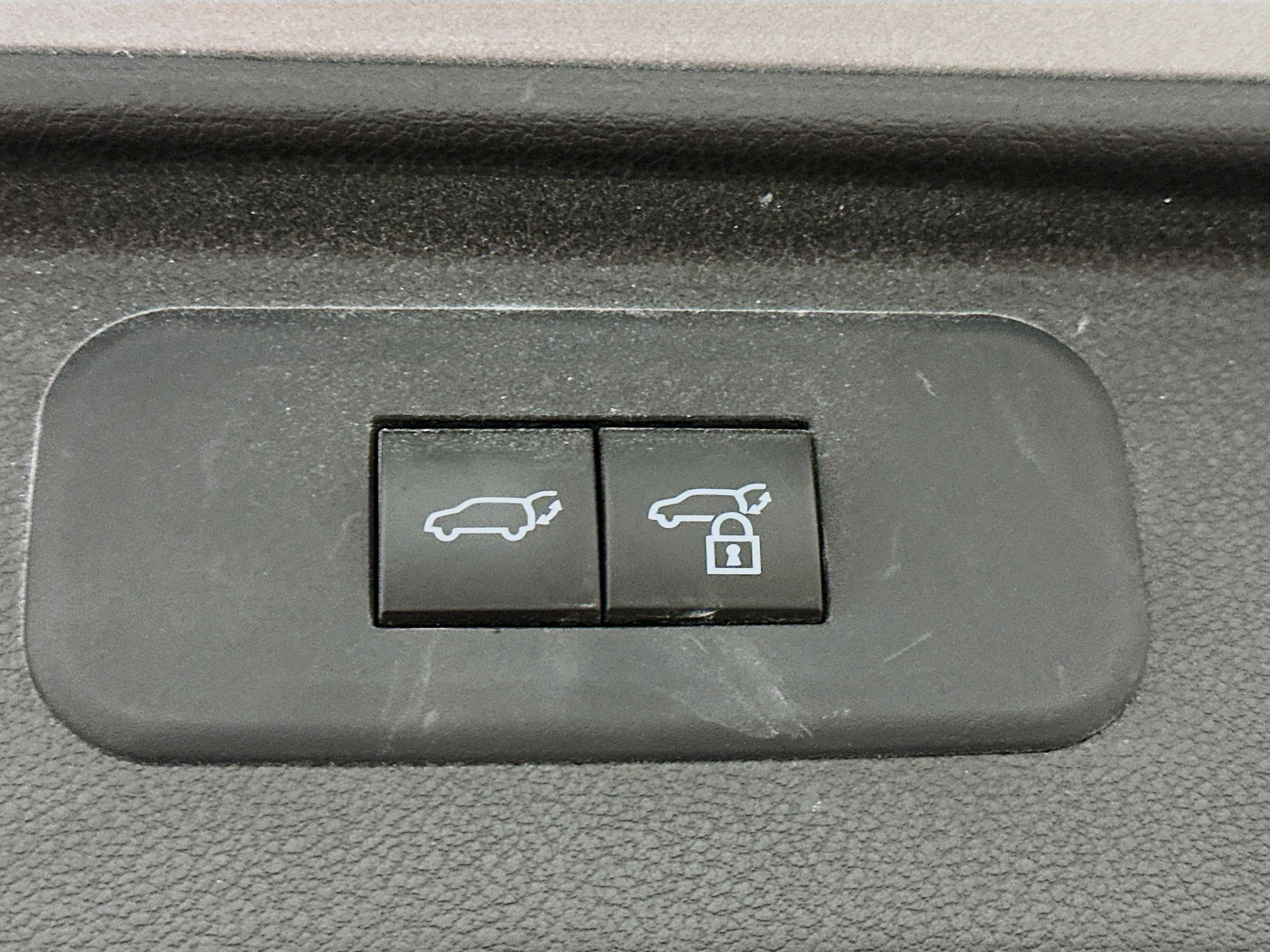 Used 2025 Toyota Grand Highlander AWD image 32