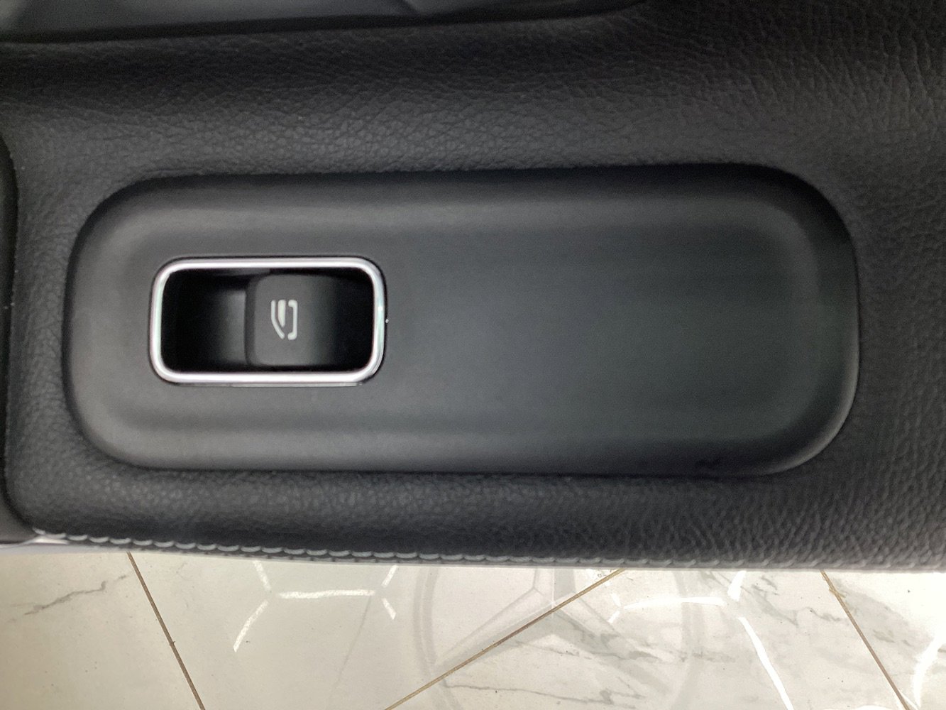 Used 2020 Mercedes-Benz A 220 w/ Premium Package image 41