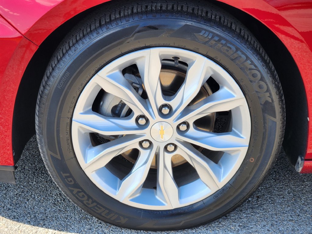 Used 2024 Chevrolet Malibu LT FWD image 13