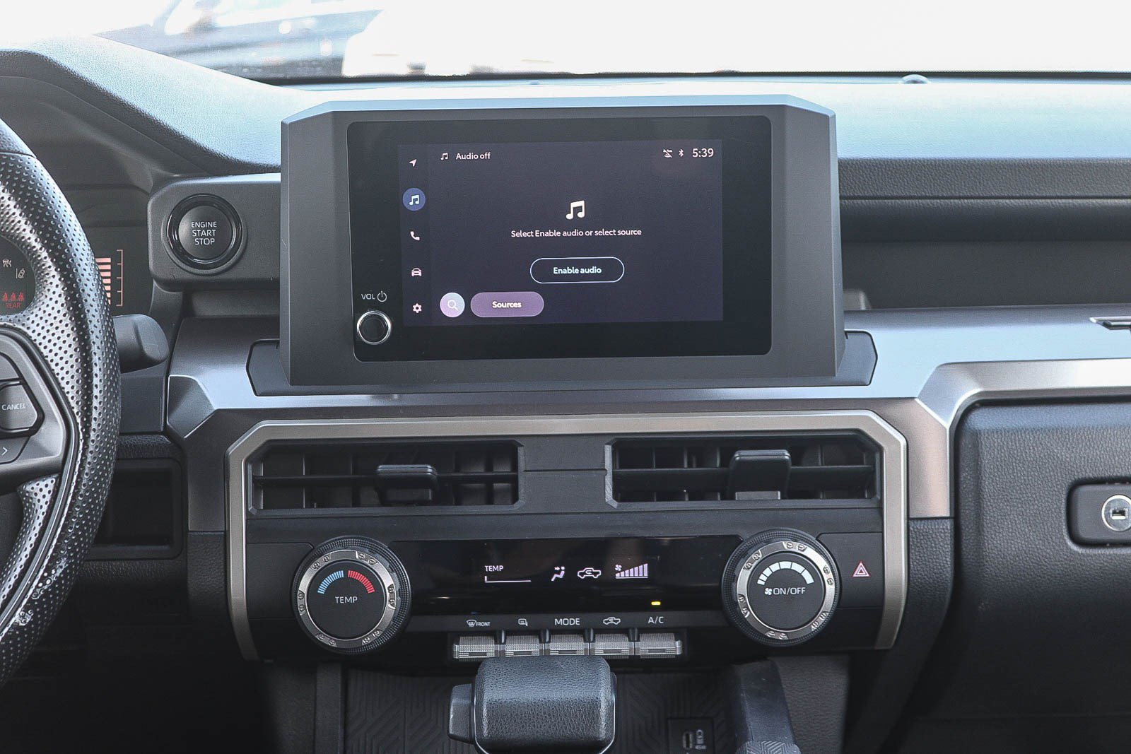 Used 2025 Toyota Tacoma SR5 AWD/4WD image 14
