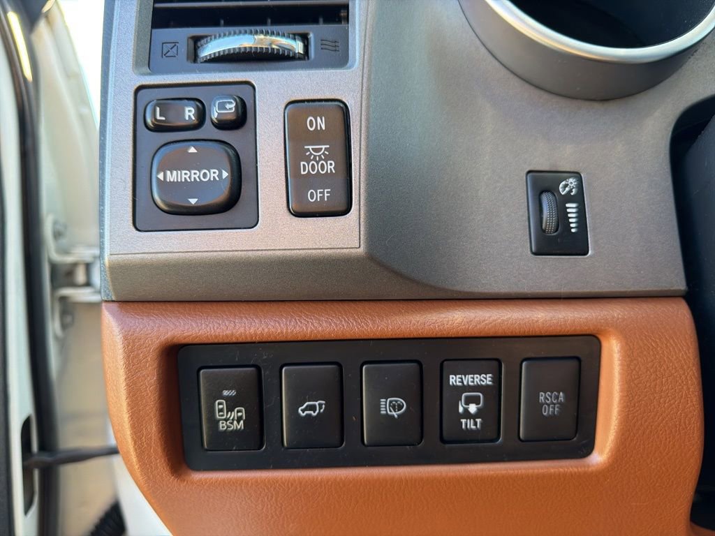 Used 2012 Toyota Sequoia Platinum AWD/4WD image 17