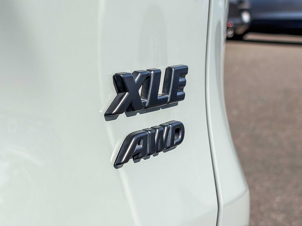 Used 2023 Toyota RAV4 XLE w/ Convenience Package AWD/4WD image 11