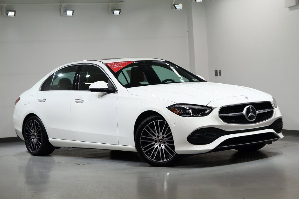 Certified 2025 Mercedes-Benz C 300 4MATIC Sedan image 2