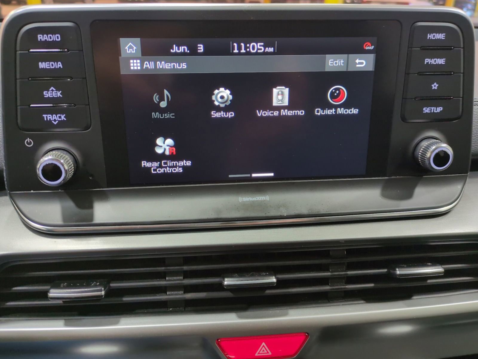 Used 2021 Kia Telluride LX AWD/4WD image 23