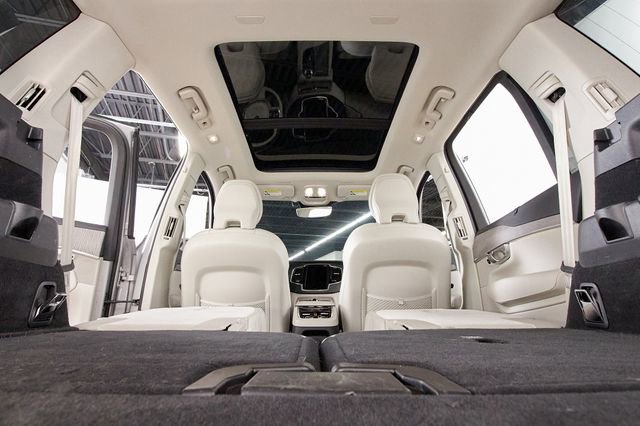 Used 2023 Volvo XC90 T8 Ultimate AWD/4WD image 27