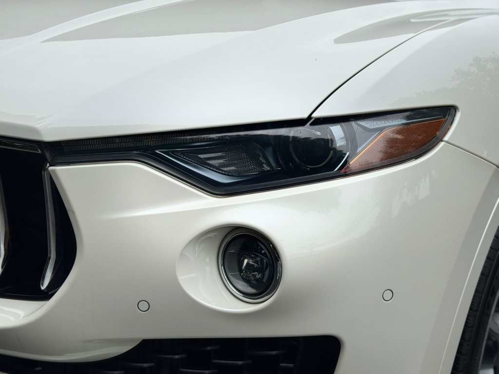 Used 2018 Maserati Levante S GranSport AWD/4WD image 16
