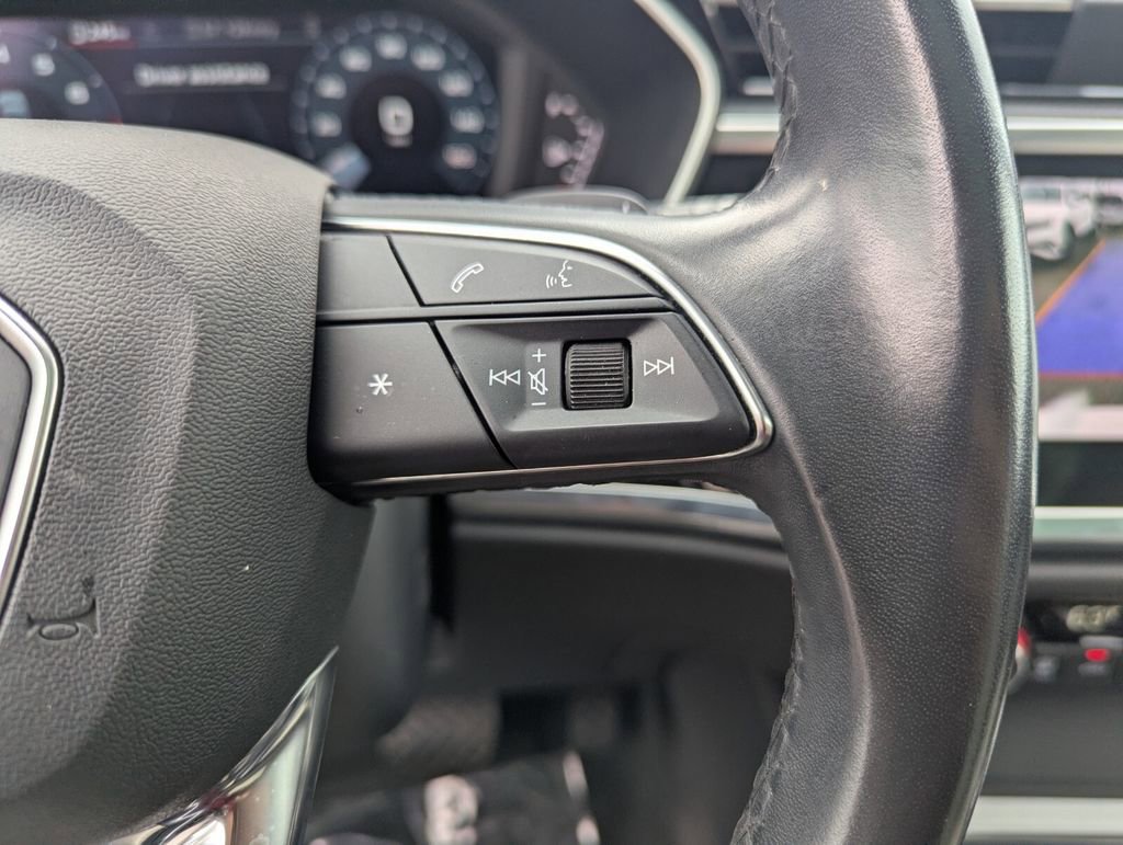 Used 2024 Audi Q3 2.0T Premium image 29