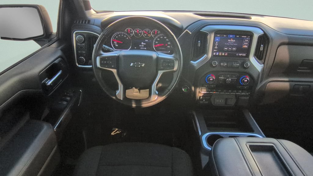 Used 2020 Chevrolet Silverado 1500 LT Trail Boss AWD/4WD image 12