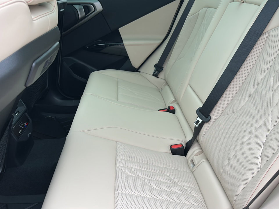 New 2026 BMW X3 xDrive30 w/ Premium Package AWD/4WD image 16