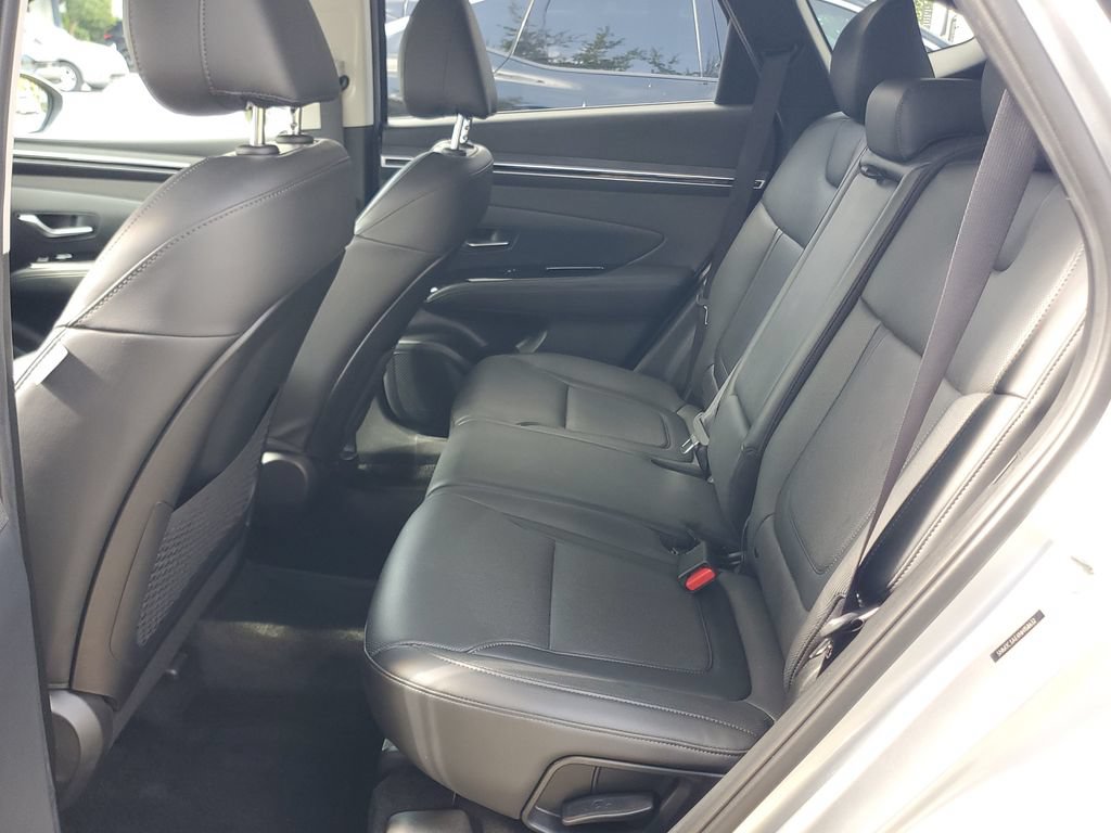 Used 2022 Hyundai Tucson SEL w/ Convenience + Premium Package FWD image 11