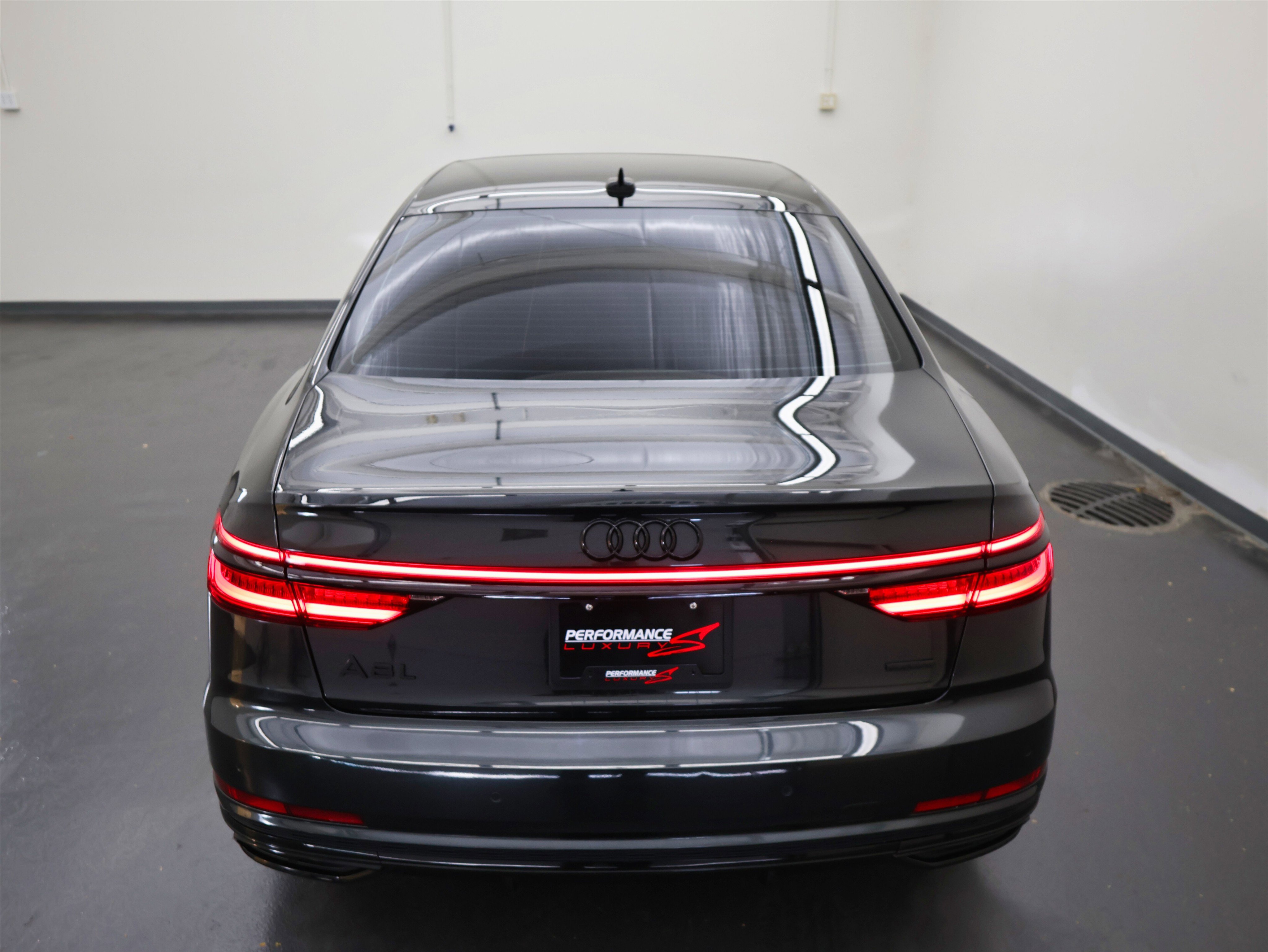 Used 2020 Audi A8 L 4.0T w/ Executive Package image 10