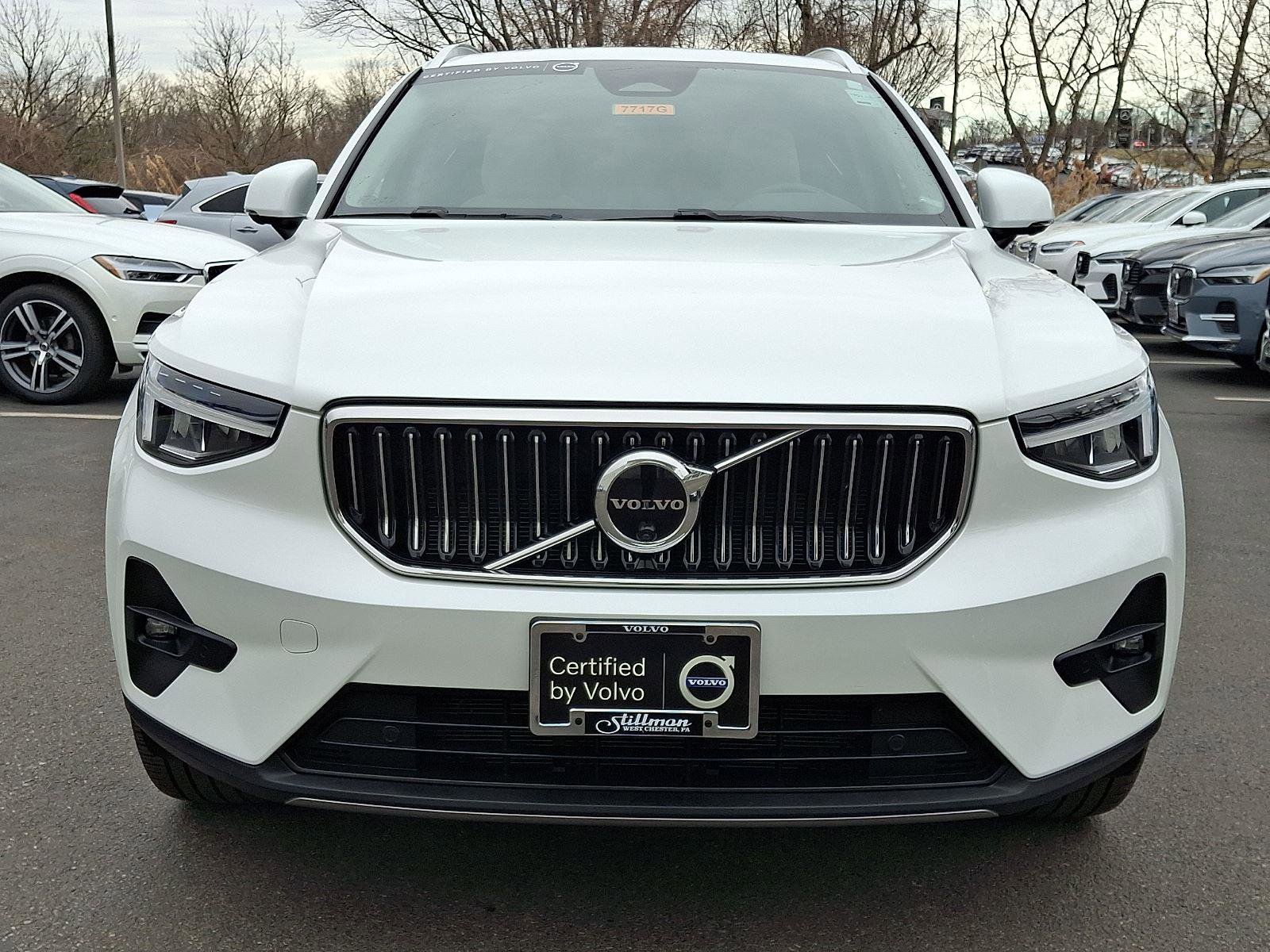 Certified 2023 Volvo XC40 B5 Ultimate w/ Protection Package Premier AWD/4WD image 2