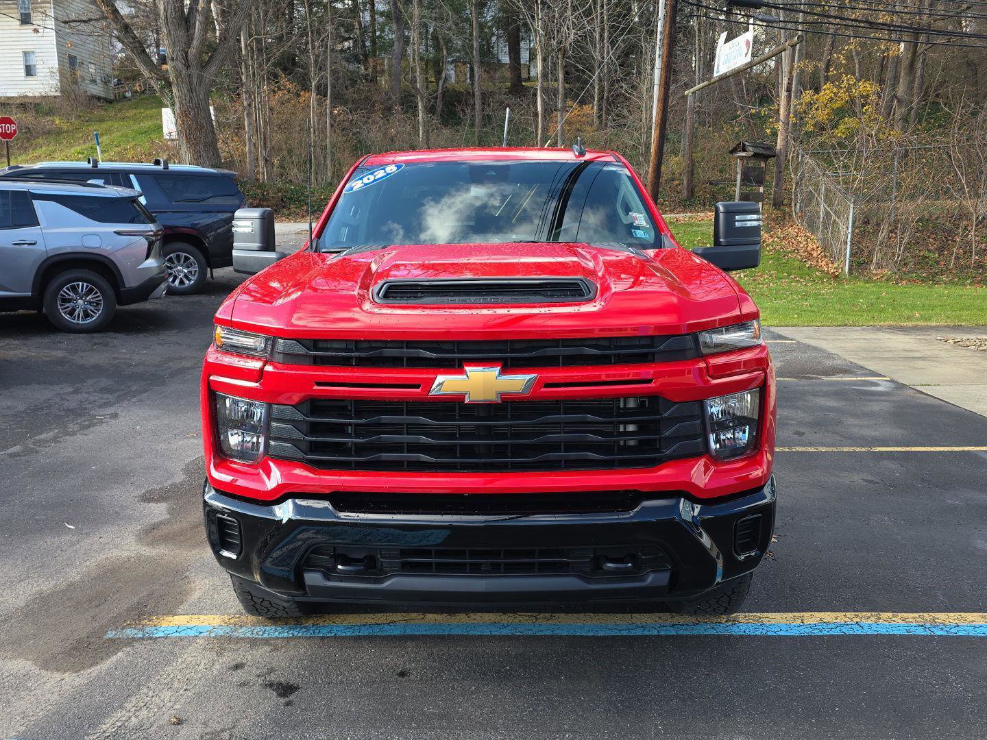 Used 2025 Chevrolet Silverado 2500 Custom image 5