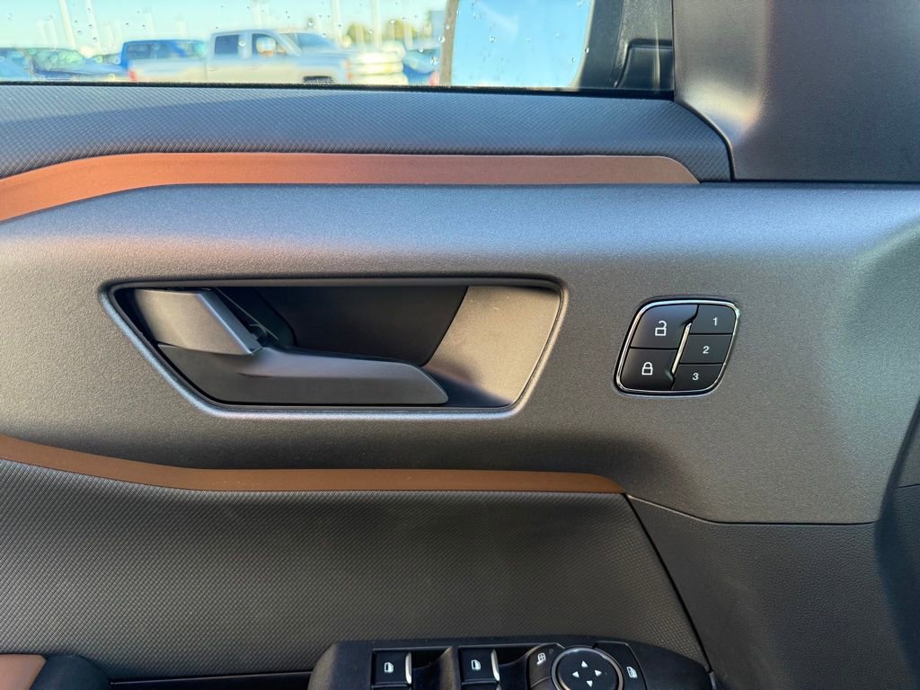 New 2025 Ford Bronco Sport Outer Banks w/ Outer Banks Tech Package+ image 9