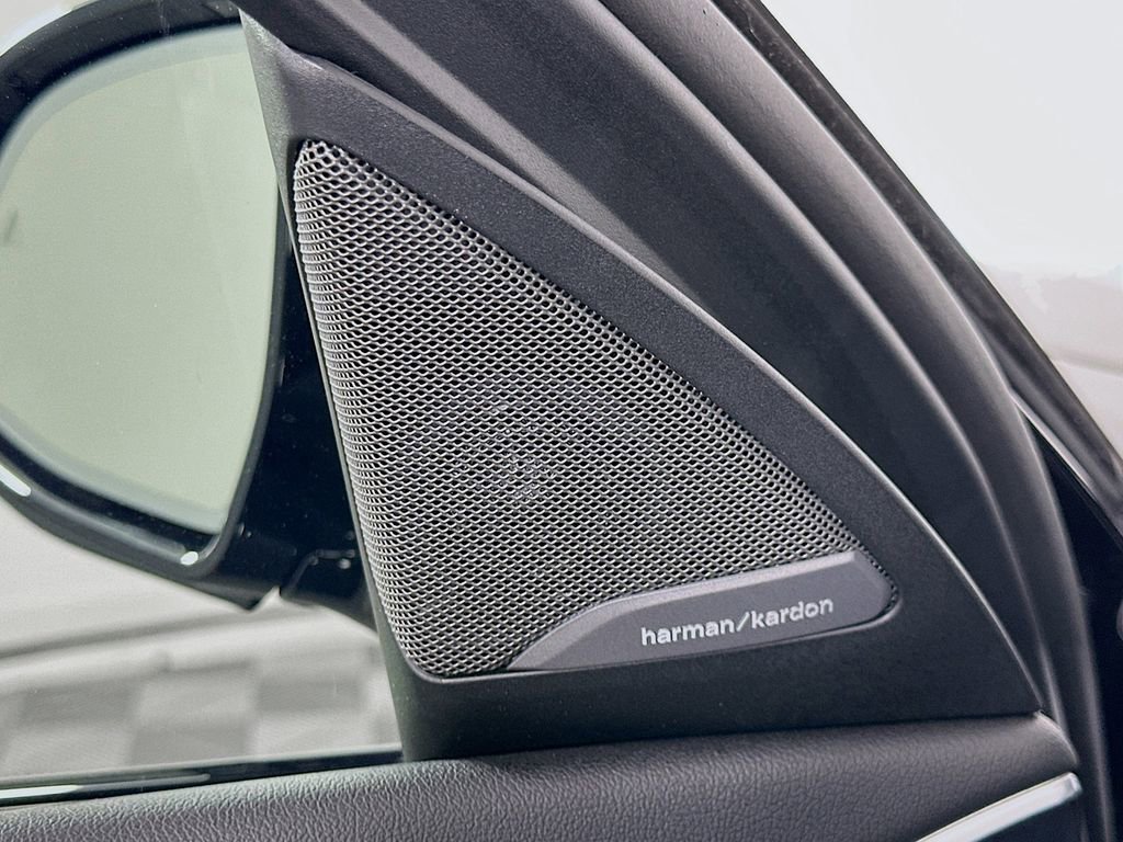 Certified 2023 BMW X4 xDrive30i w/ M Sport Package image 19