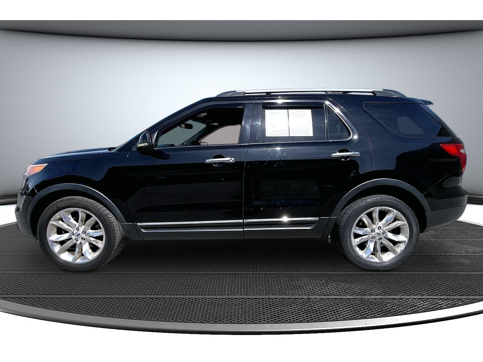 Used 2012 Ford Explorer XLT AWD/4WD image 17