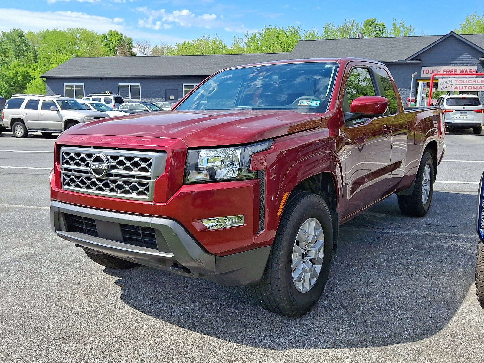 Certified 2022 Nissan Frontier SV AWD/4WD image 2
