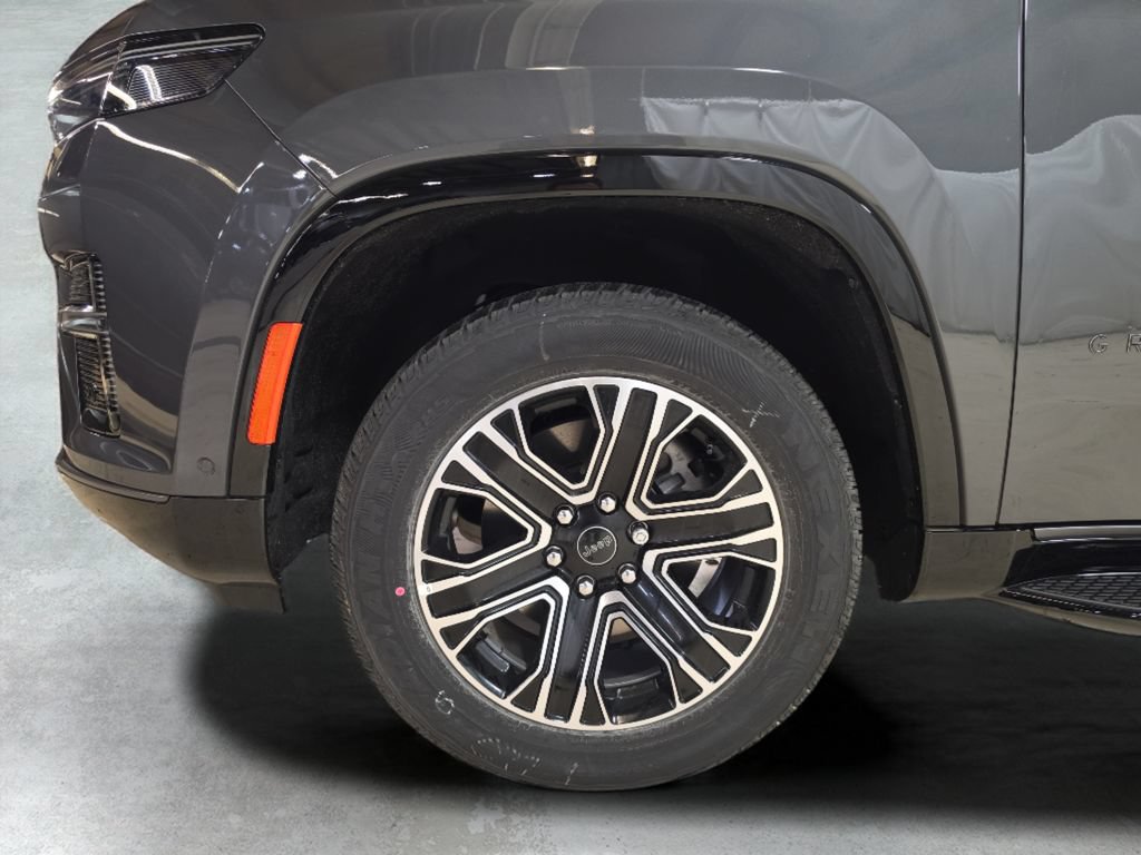 New 2026 Jeep Grand Wagoneer 4WD w/ Premium Group I image 24
