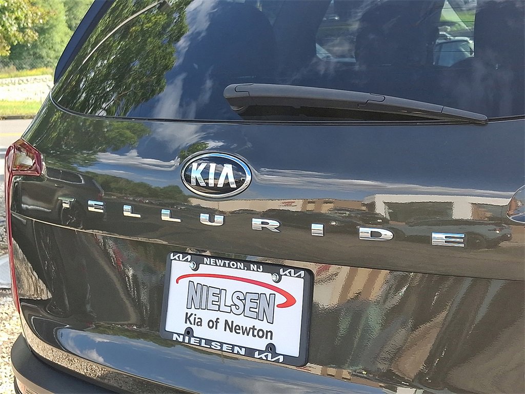 Certified 2021 Kia Telluride EX w/ EX Premium Package image 16