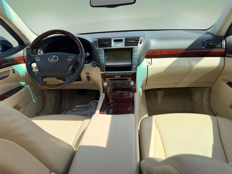 Used 2010 Lexus LS 460 L RWD image 35