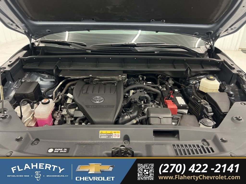 Used 2024 Toyota Highlander XLE image 16