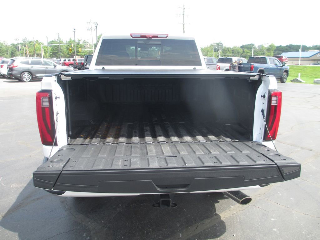 Used 2024 GMC Sierra 2500 Denali w/ Denali Reserve Package AWD/4WD image 9