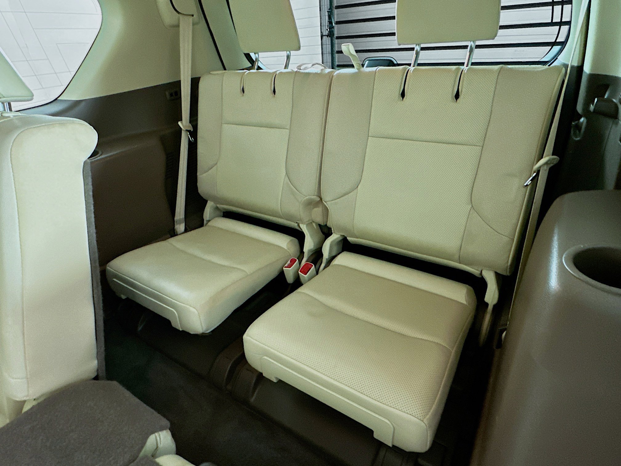 Used 2014 Lexus GX 460 image 30