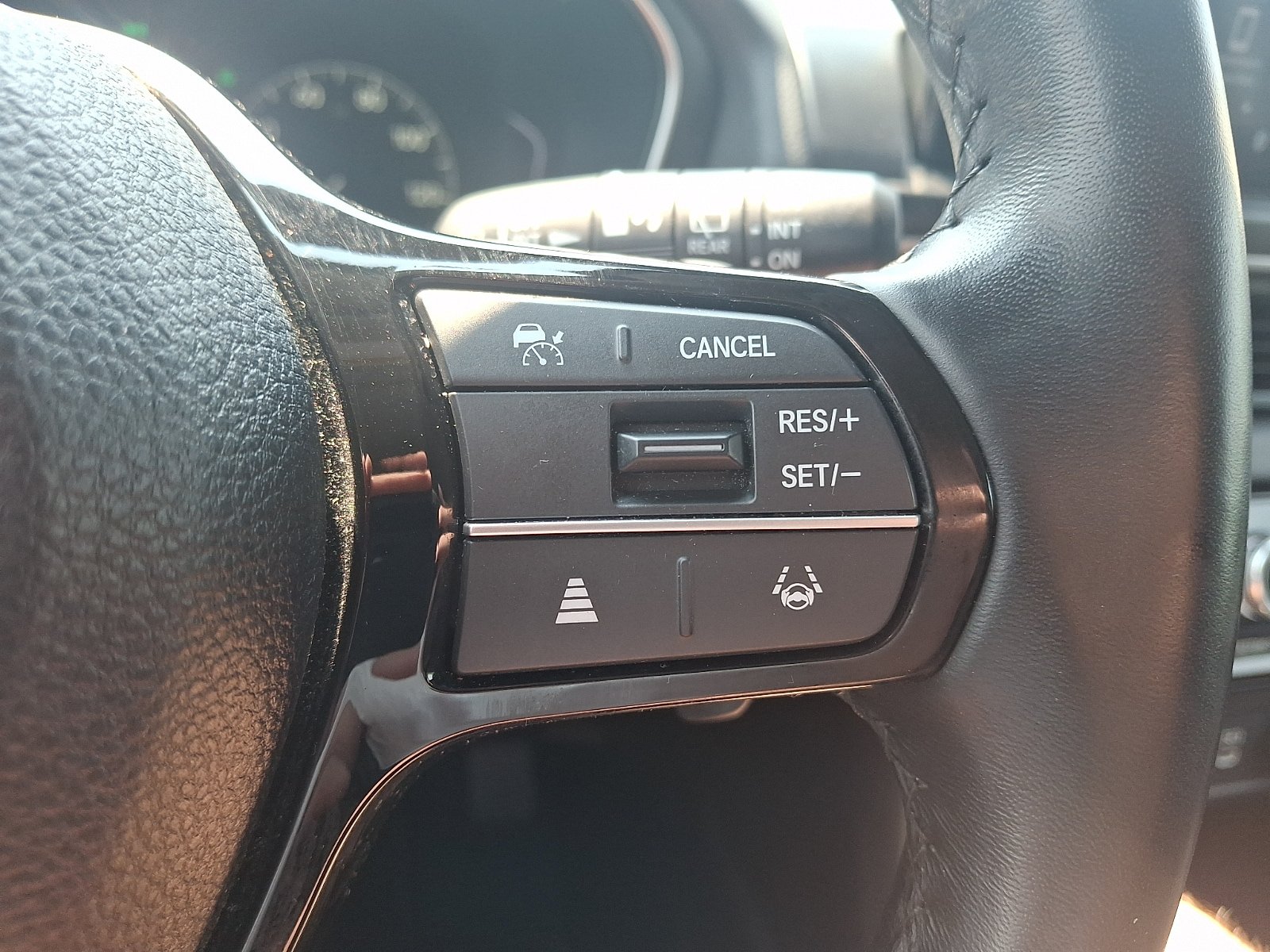 Used 2023 Honda Pilot Touring image 20