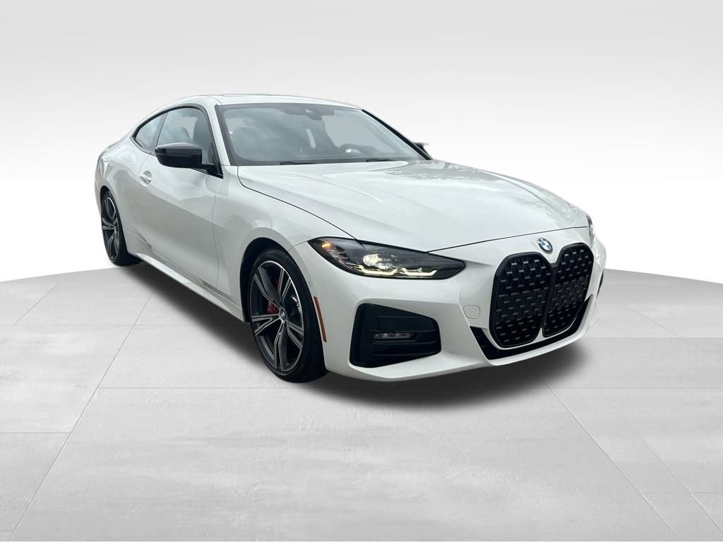 Used 2024 BMW 430i Coupe w/ M Sport Package image 2