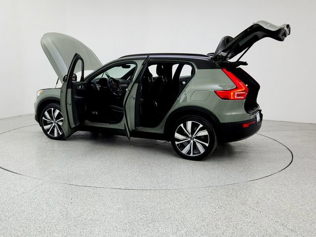 Certified 2022 Volvo XC40 P8 Recharge Plus image 12