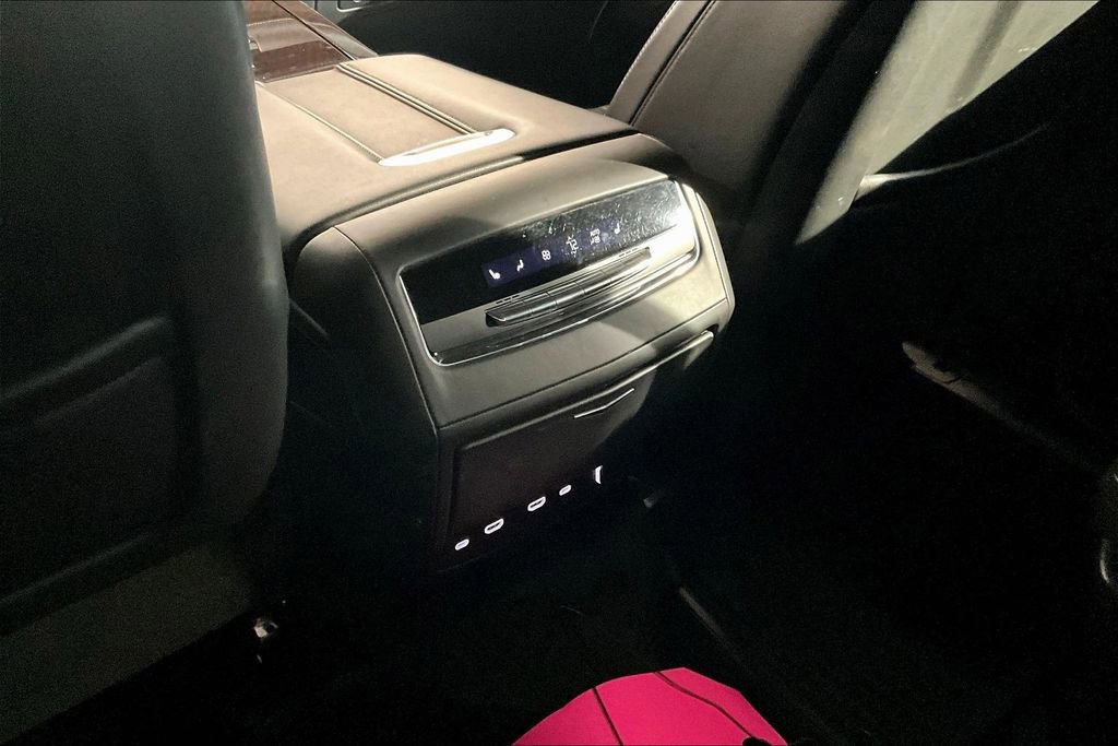 Used 2023 Cadillac Escalade Sport Platinum w/ LPO, ONYX Package image 10