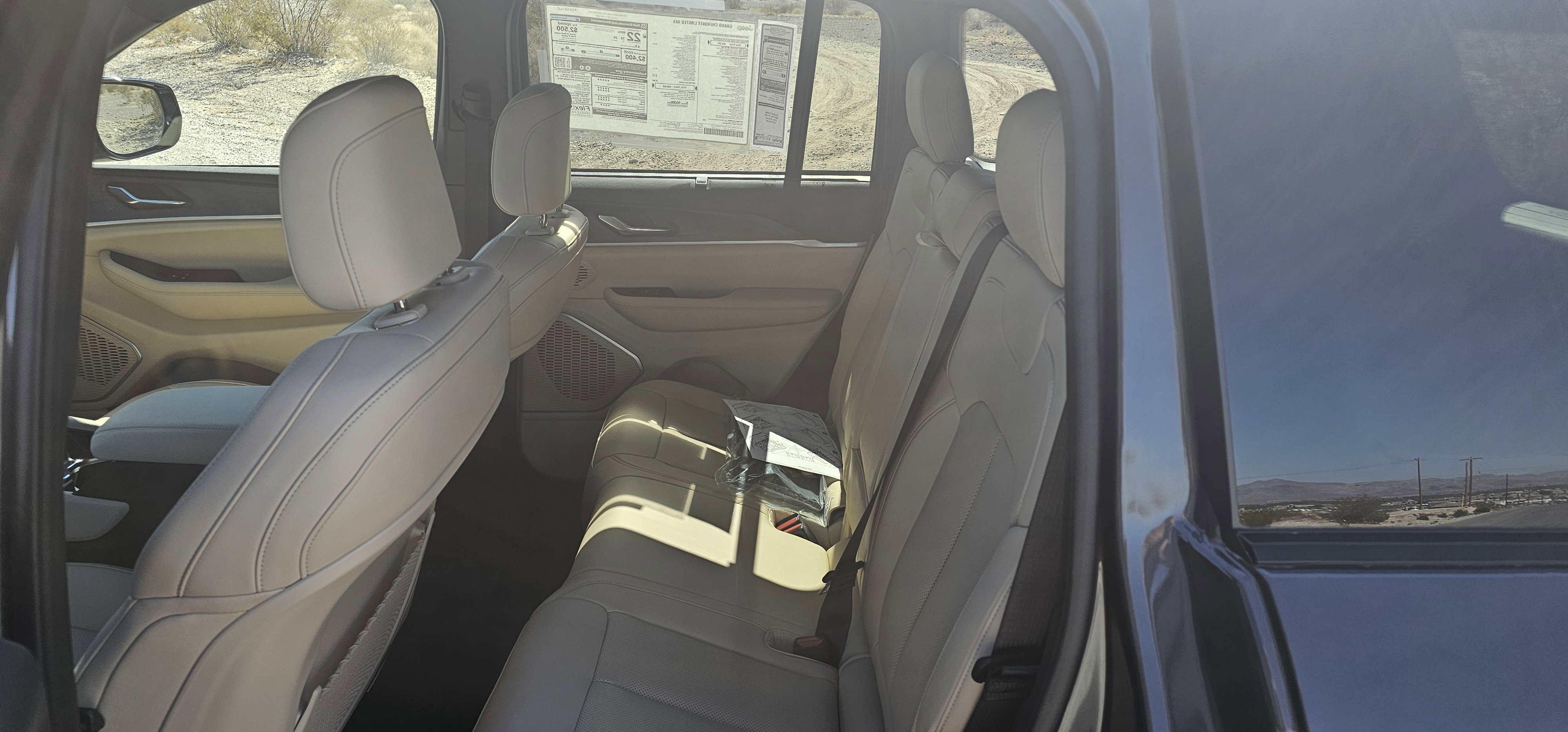 New 2025 Jeep Grand Cherokee Limited image 7