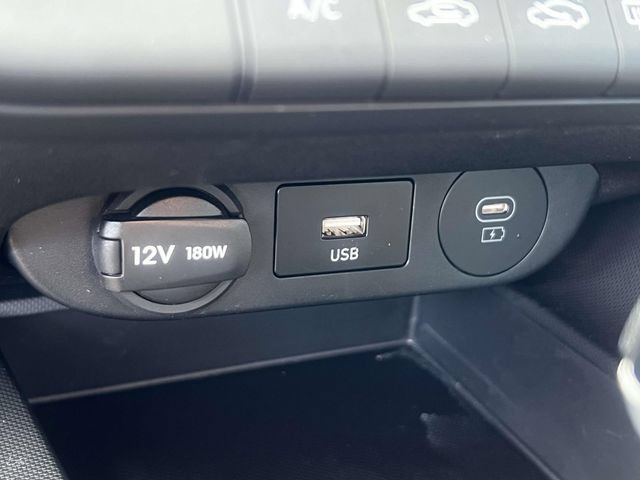 Certified 2026 Hyundai Elantra SE FWD image 29